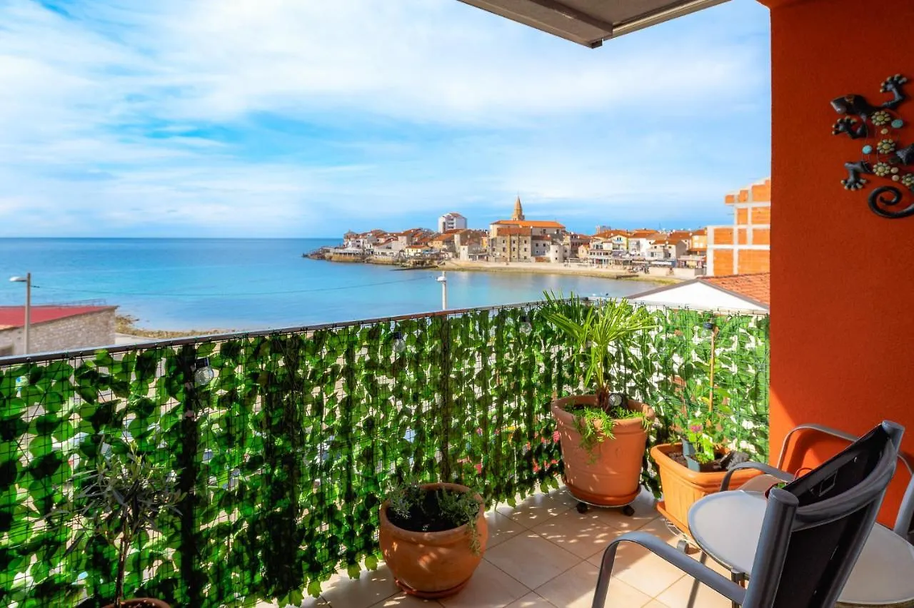 Apartment Ares 13 In Umag Center 0*,  Chorvatsko